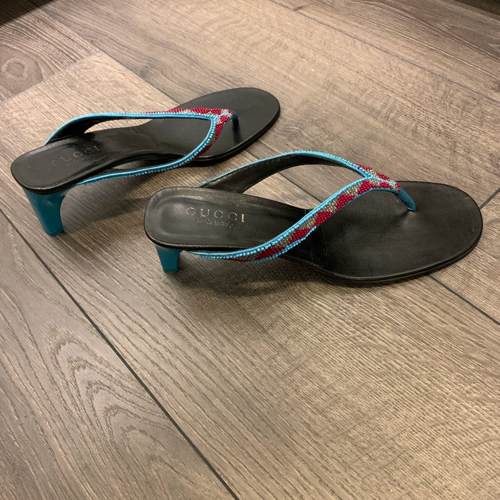 Vintage Tom Ford Gucci kitten heel beaded thong sandals, size 7.5